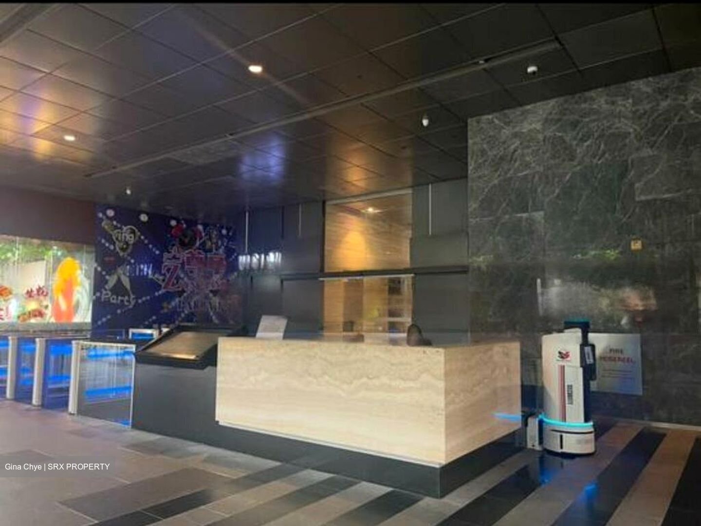 Vision Exchange (D22), Retail #457410271